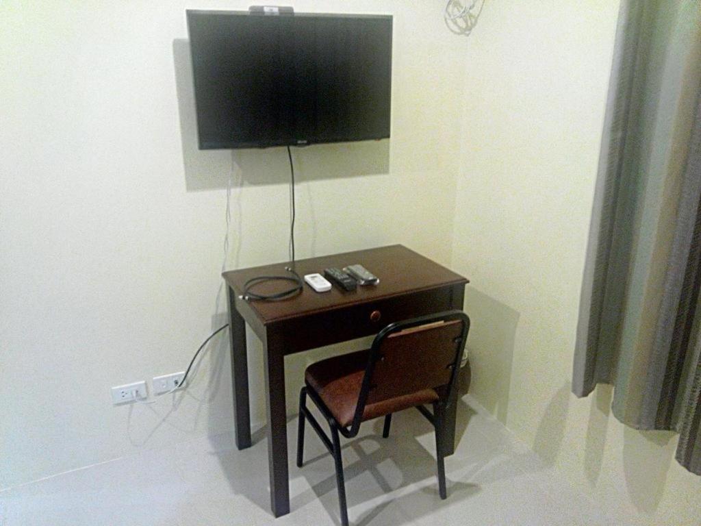Dino Residences Dumaguete City Экстерьер фото