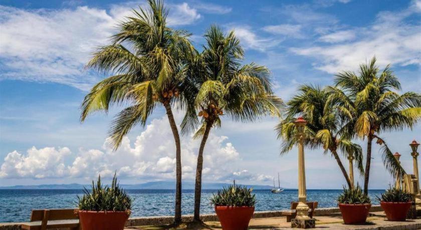 Dino Residences Dumaguete City Экстерьер фото
