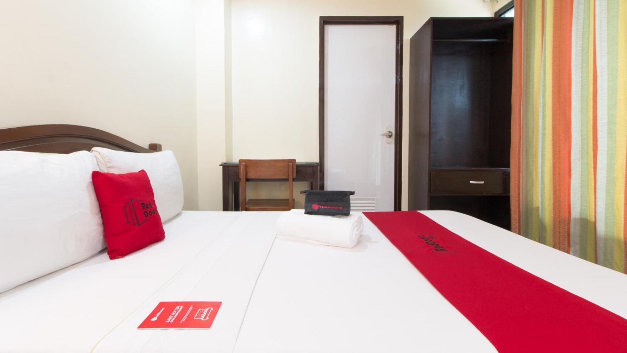 Dino Residences Dumaguete City Экстерьер фото